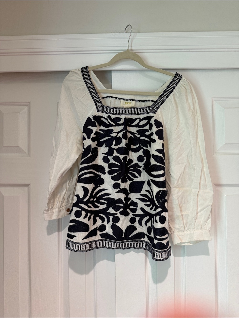 Anthropologie White Tunic with Black Floral Embroidery